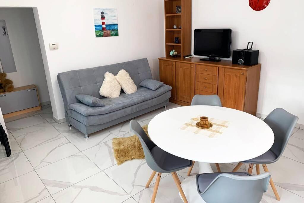 New Apartment Ema I Krk Town Exterior photo