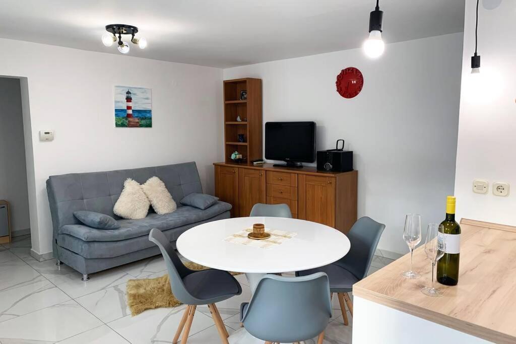 New Apartment Ema I Krk Town Exterior photo
