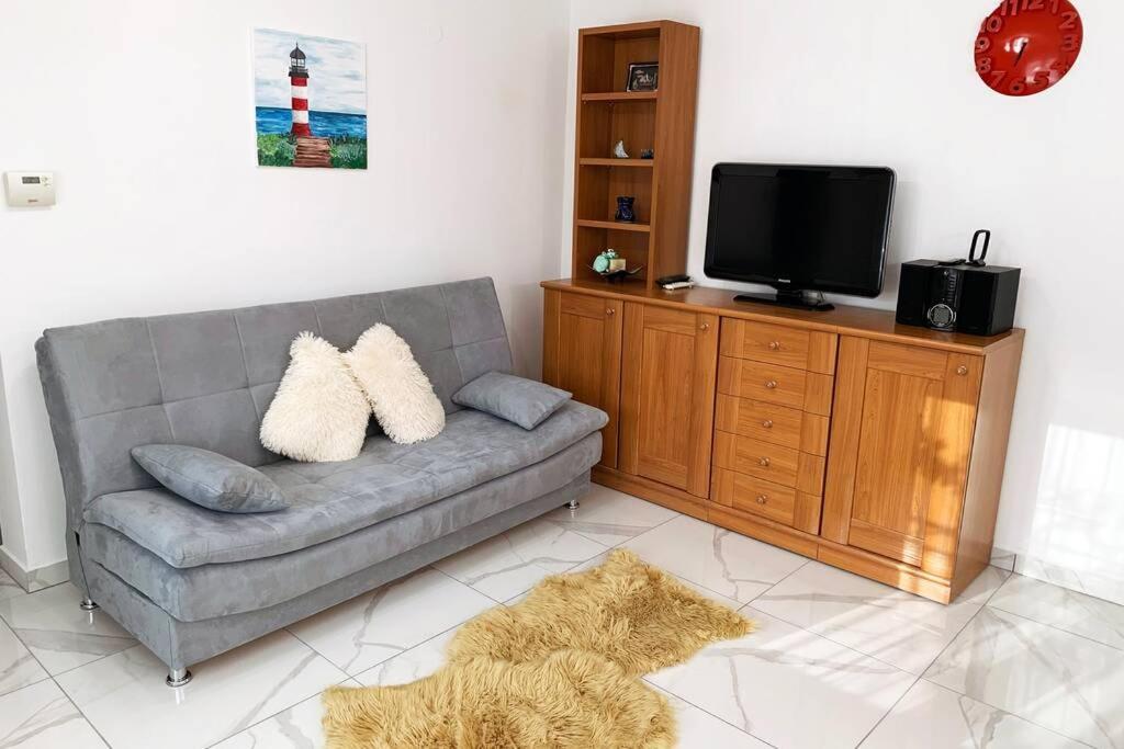 New Apartment Ema I Krk Town Exterior photo